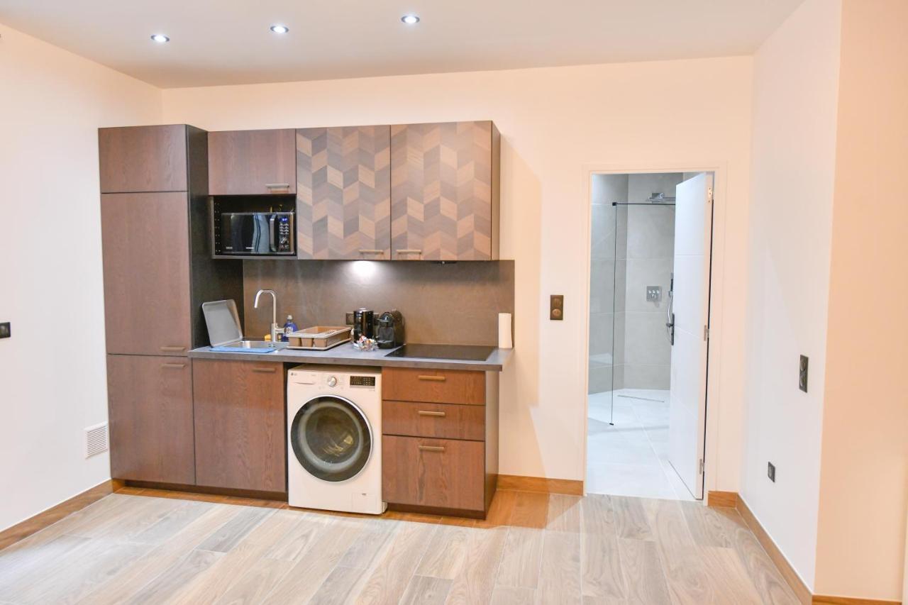 Parking Gratuit - Montmartre Charme & Patio Prive - Sacre-Coeur Metro Anvers Παρίσι Εξωτερικό φωτογραφία