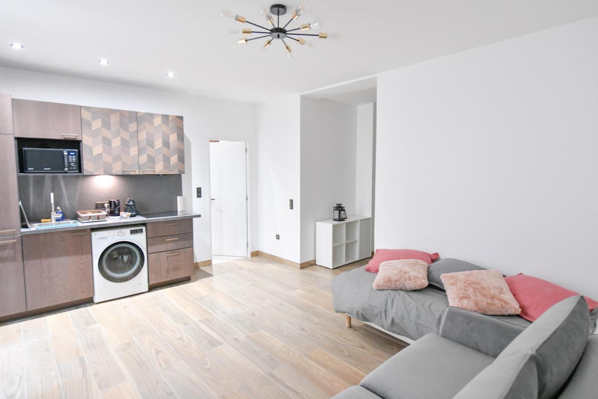 Parking Gratuit - Montmartre Charme & Patio Prive - Sacre-Coeur Metro Anvers Παρίσι Εξωτερικό φωτογραφία