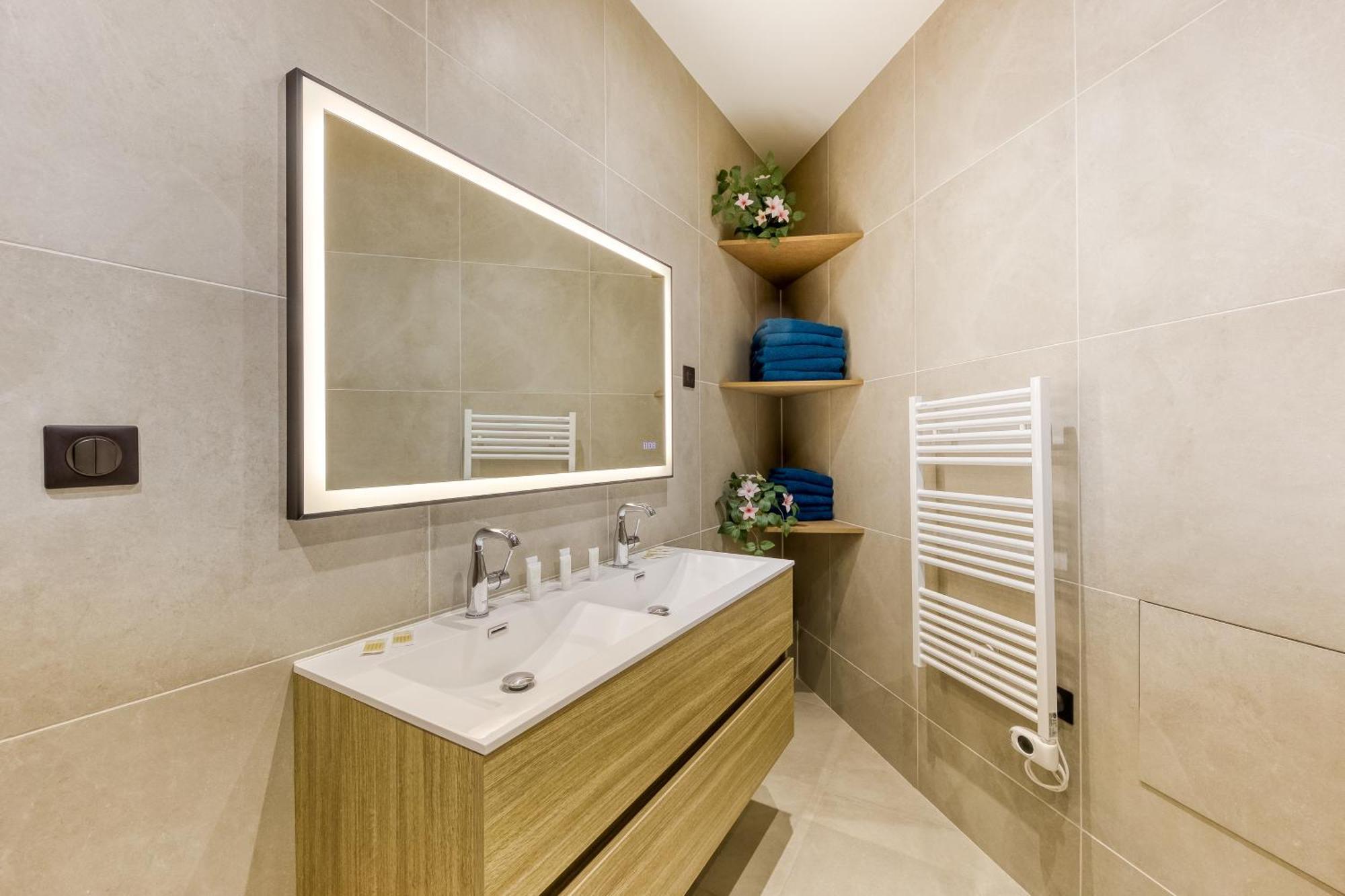 Parking Gratuit - Montmartre Charme & Patio Prive - Sacre-Coeur Metro Anvers Παρίσι Εξωτερικό φωτογραφία