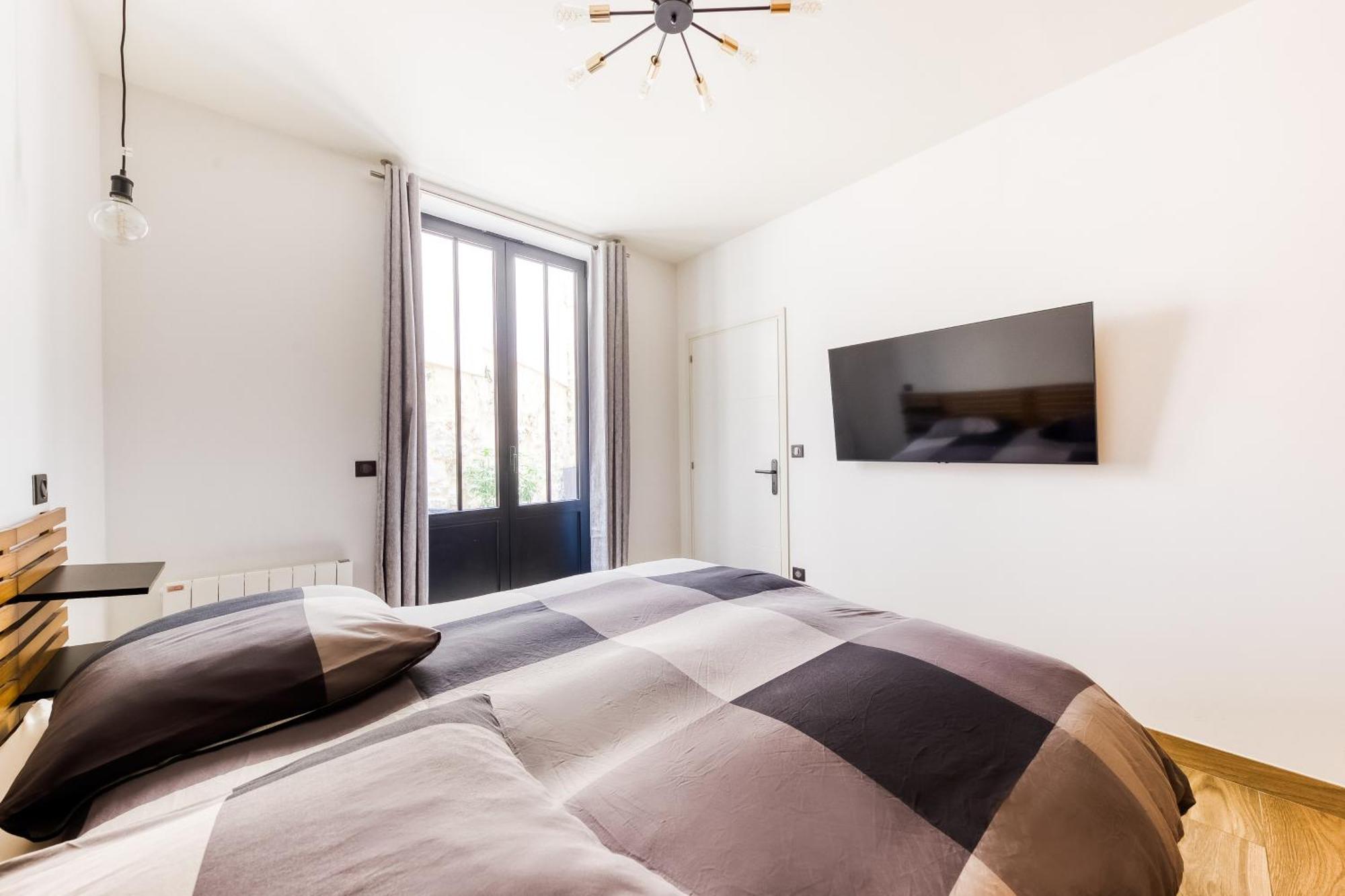 Parking Gratuit - Montmartre Charme & Patio Prive - Sacre-Coeur Metro Anvers Παρίσι Εξωτερικό φωτογραφία