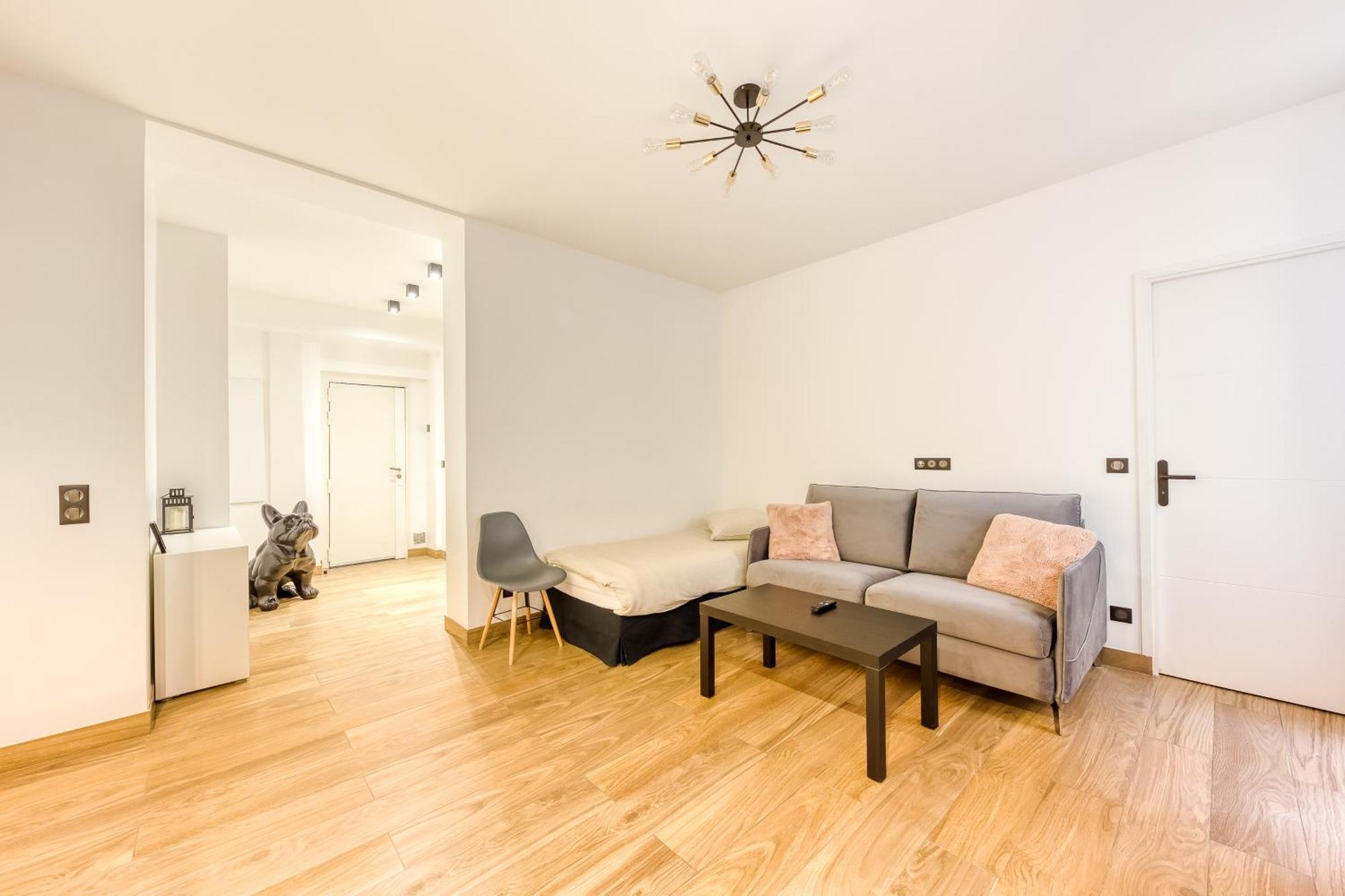 Parking Gratuit - Montmartre Charme & Patio Prive - Sacre-Coeur Metro Anvers Παρίσι Εξωτερικό φωτογραφία